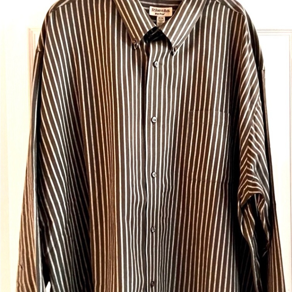 Men’s Dress Shirt By St. John’s Bay. Size 3XL/3XG